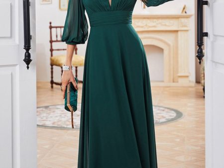 Dark Green A-line Long Sleeves V-neck Mother of Bride Dress Online Hot Sale