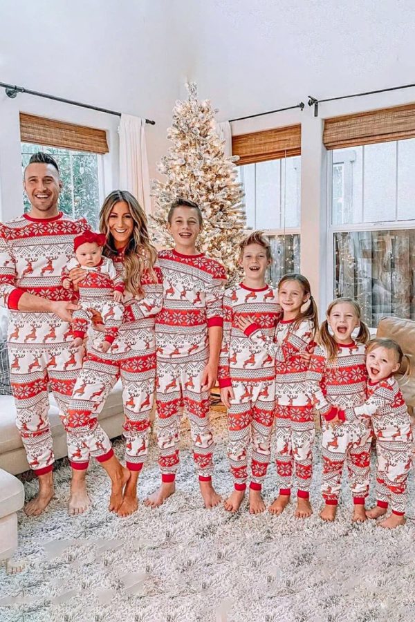 Red Snowflake and Deer Pattern Christmas Fmaily Matching Pajama Set For Sale