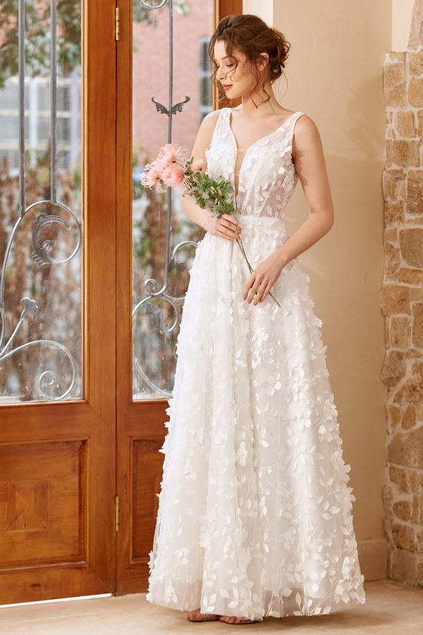 White Appliques Tulle Wedding Dress Online now