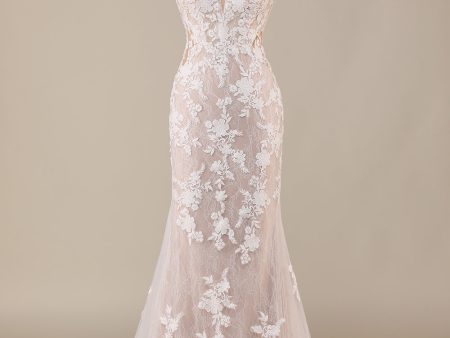 Charming Mermaid Spaghetti Straps Ivory Long Bridal Dress with Lace on Sale