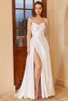 White Satin Sweetheart Wedding Dress with Slit Supply