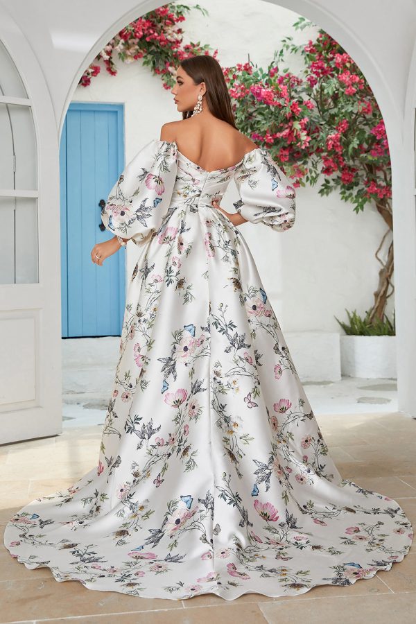 Ivory Floral Satin Chapel Train Wedding Dress Hot on Sale